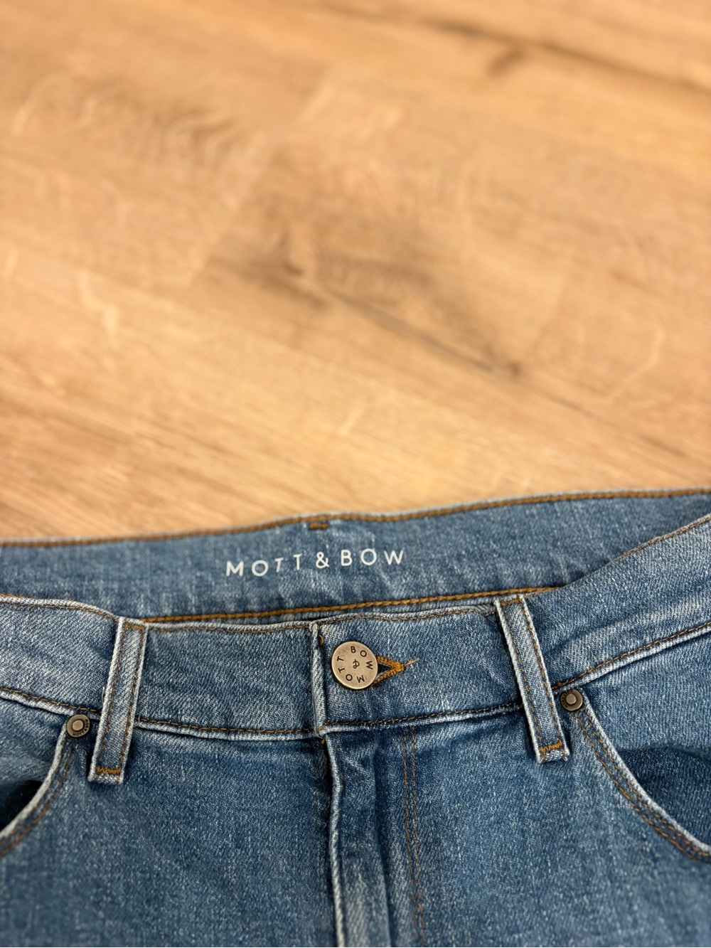 Mott & Bow Women's Mom Jeans Waist 31 Length 28 - Picture 3 of 6